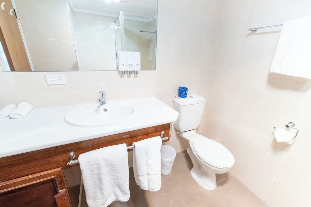 Bayside Hotel Superior Queen Town View 6