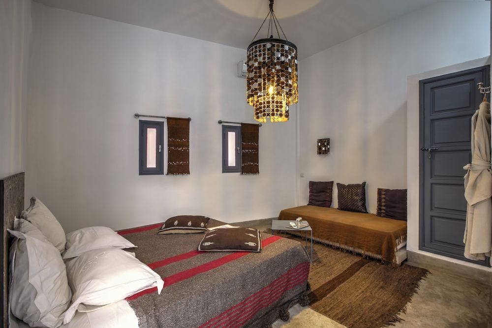 undefined Riad Awa