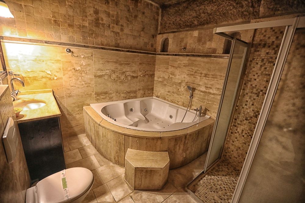 Private Spa Tub