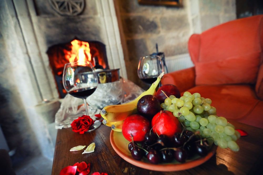 Traveller's Cave Hotel Single or Double Use 5