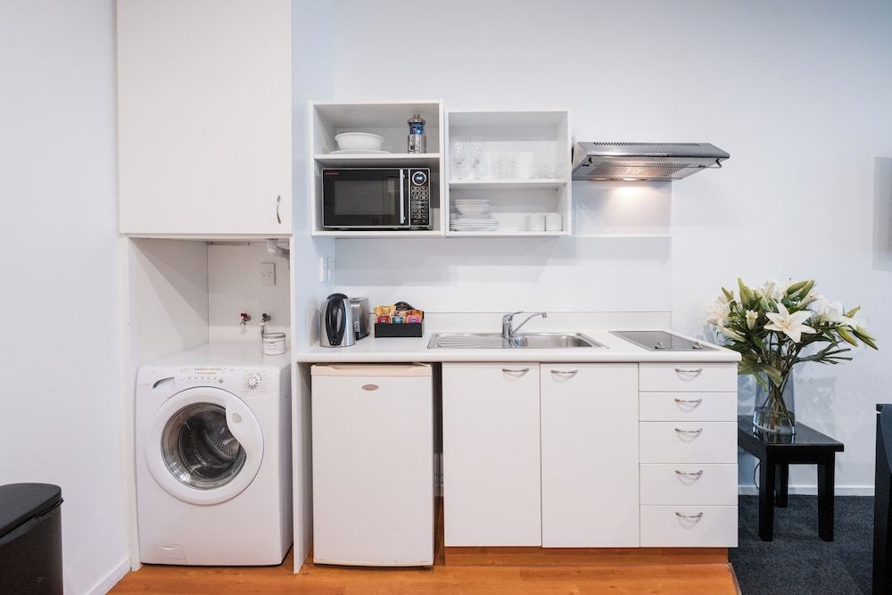 Gilmer Apartment Hotel 1 Bedroom Twin Apartment 7