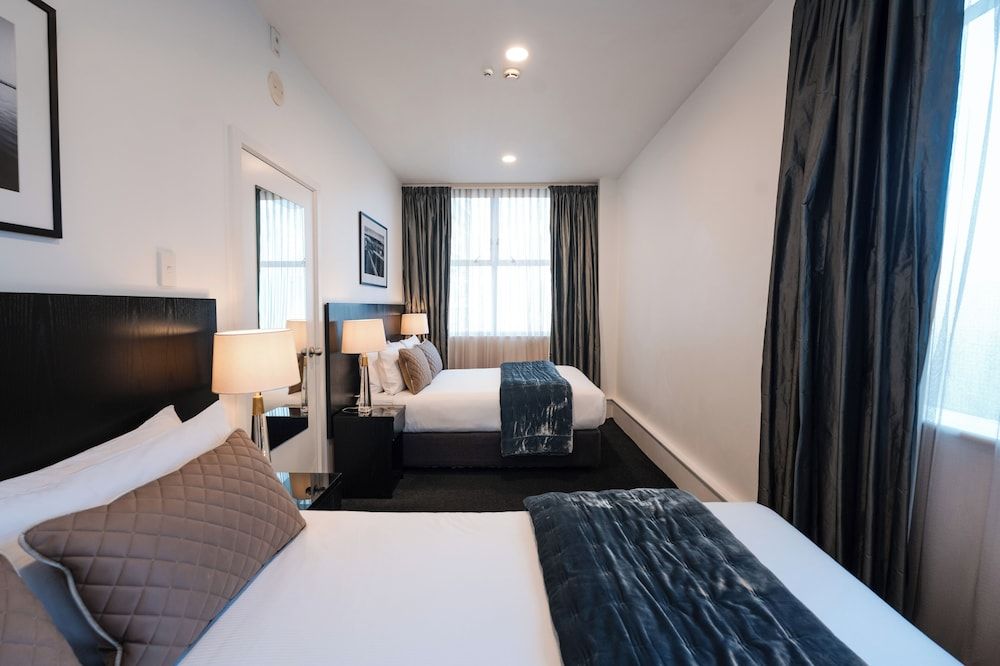 Gilmer Apartment Hotel 1 Bedroom Twin Apartment 5