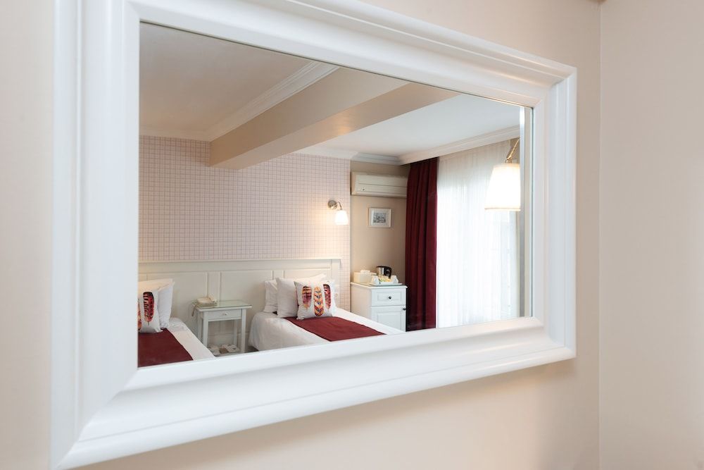 undefined Mr. Bird Hotel 3