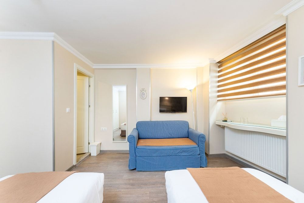 Mr. Bird Hotel Economy Double or Twin Room 5