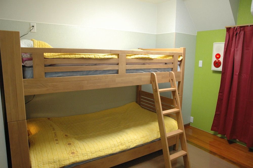 Twin Room  - NEW!