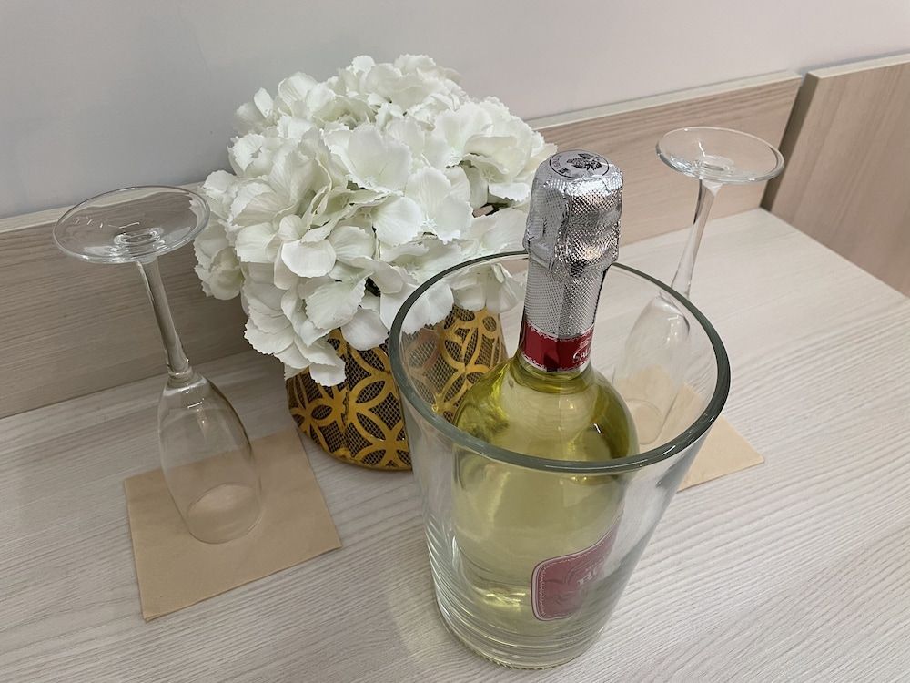 Hotel Giotto Flavia Economy Double Room 8