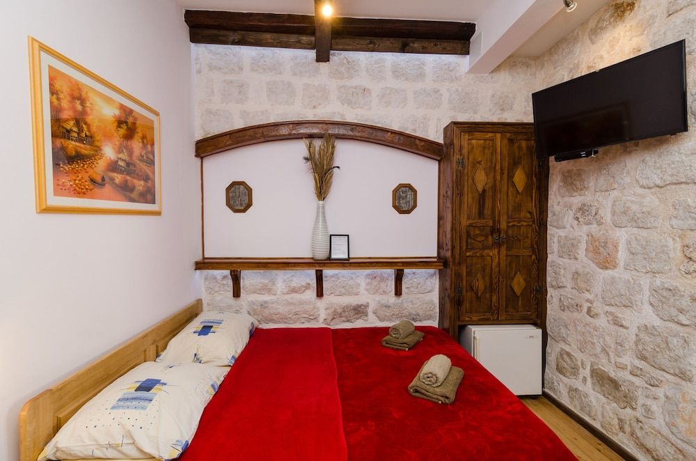 undefined Eddie´s Sea View Rooms 9