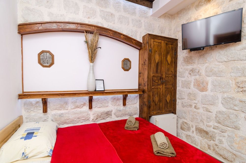 undefined Eddie´s Sea View Rooms 8