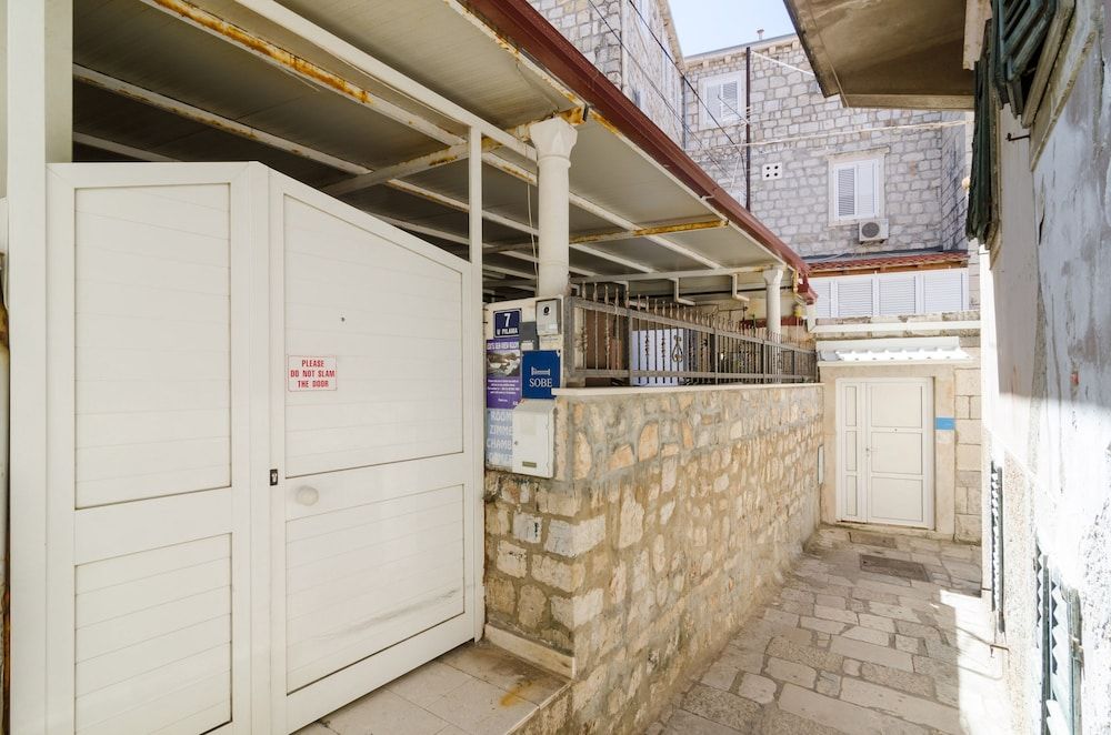 undefined Eddie´s Sea View Rooms 4