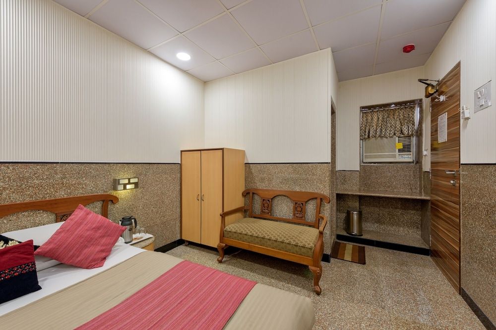 Deluxe Single Room