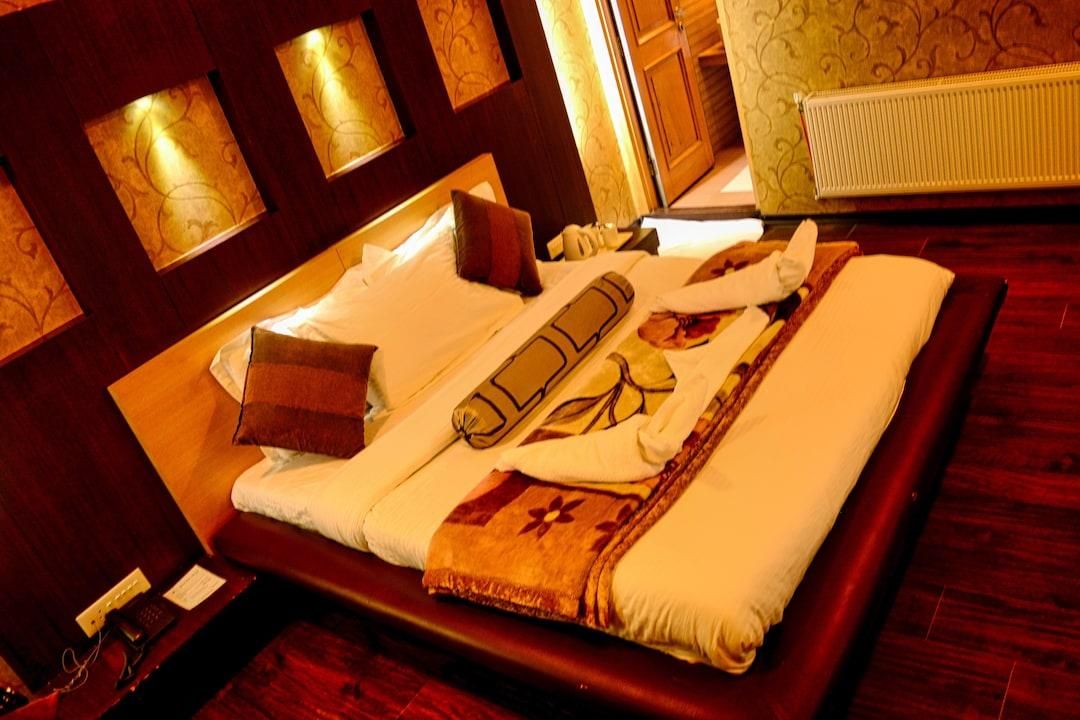 Premium Room with Mountain View