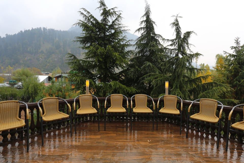 Outdoor Sitting Area