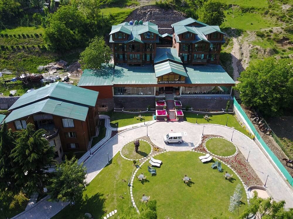 undefined Pine Spring Resort Pahalgam 2