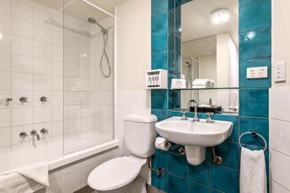 Melbourne South Yarra Central Apartment Hotel 2 bedroom apartment 9