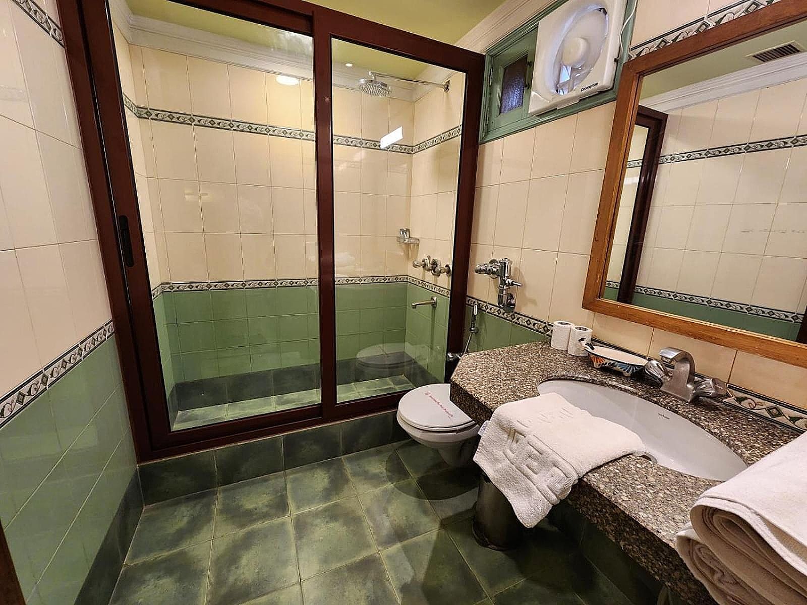 Upper Level Heritage Luxury Room