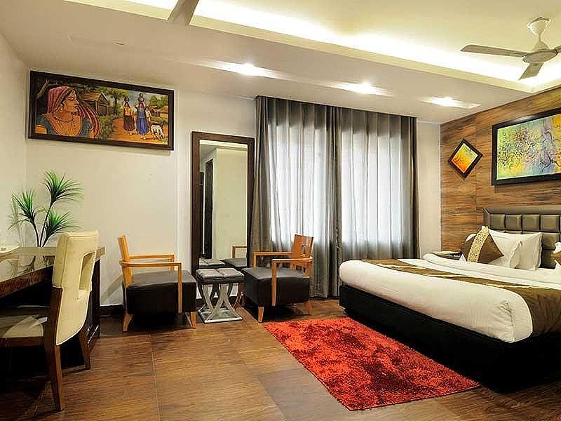 undefined Hotel Cabana 10