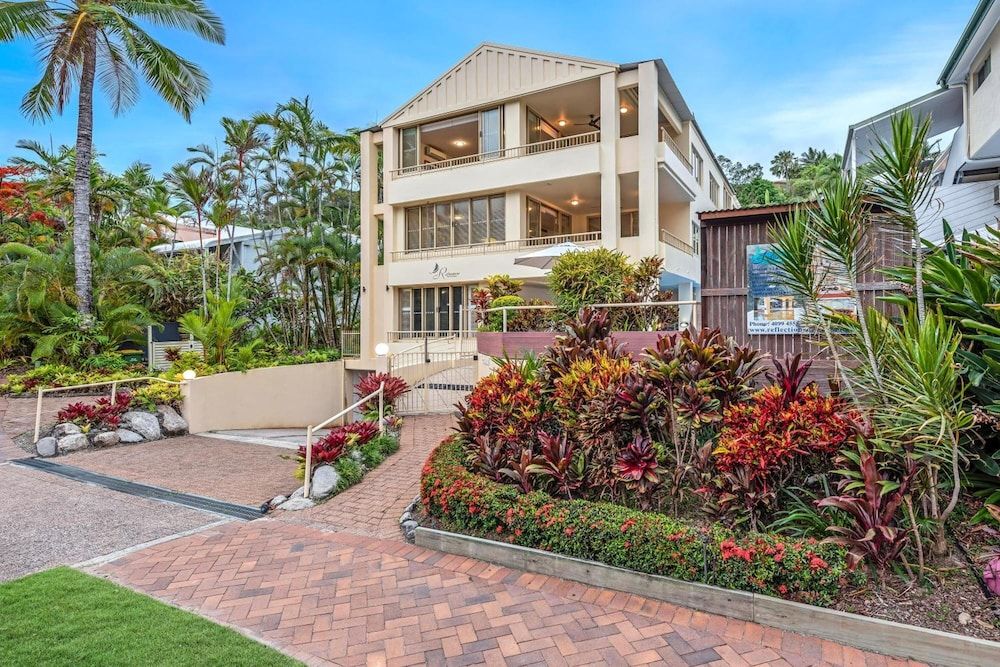 undefined Silkari Reflections of Port Douglas 7