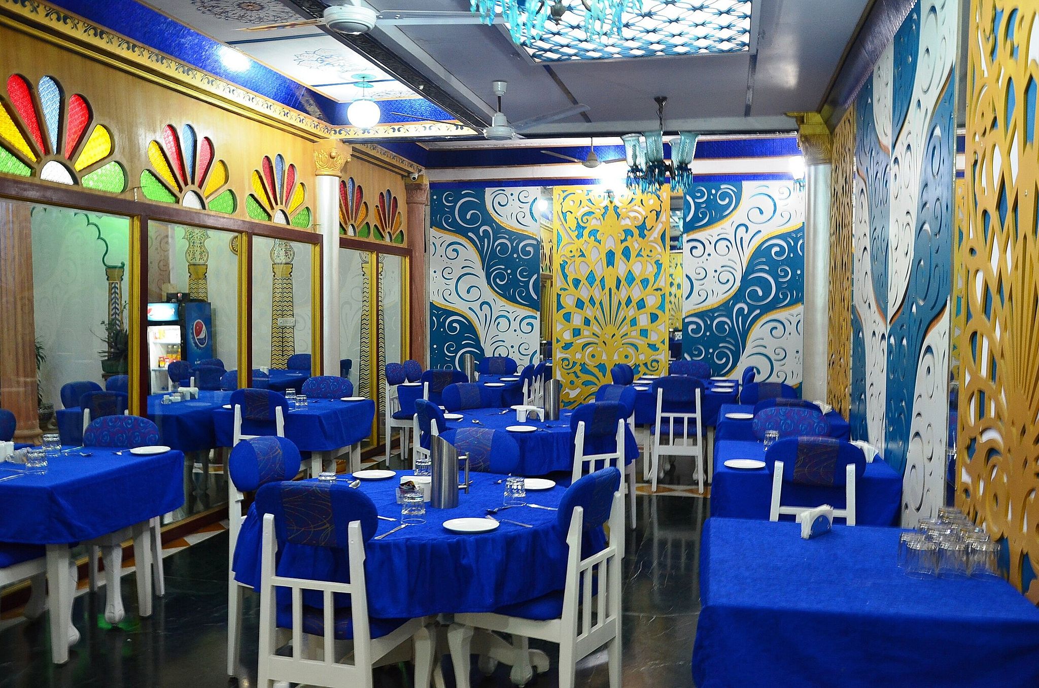 Food & Dining
