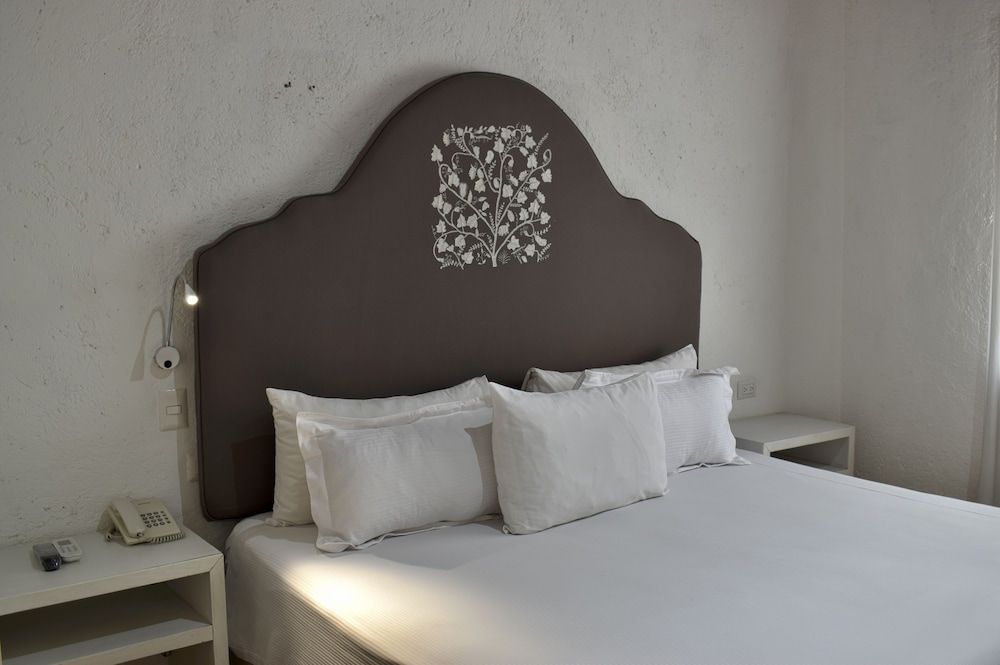 Junior King Suite