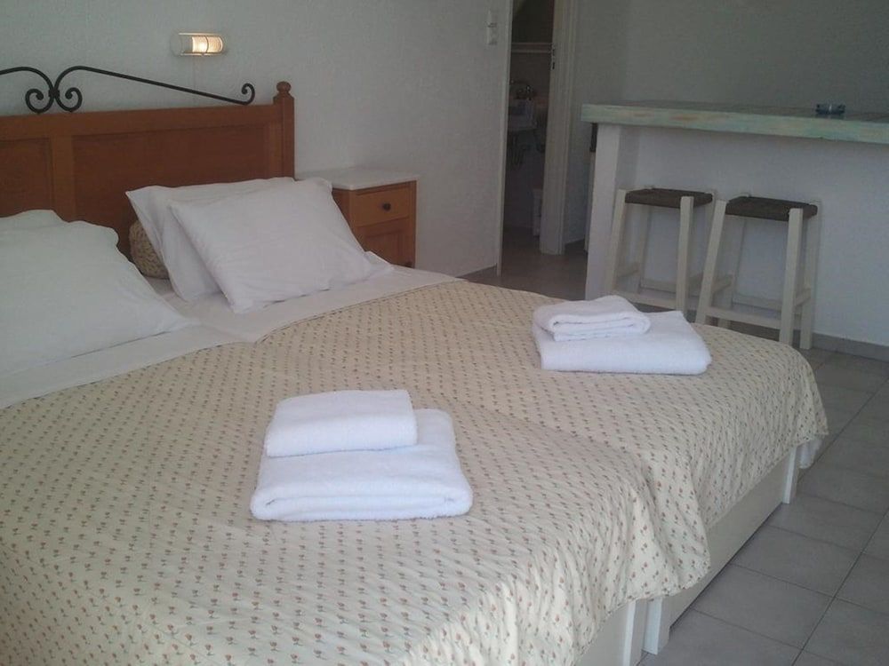 Mykonos View Standard Twin Room 3