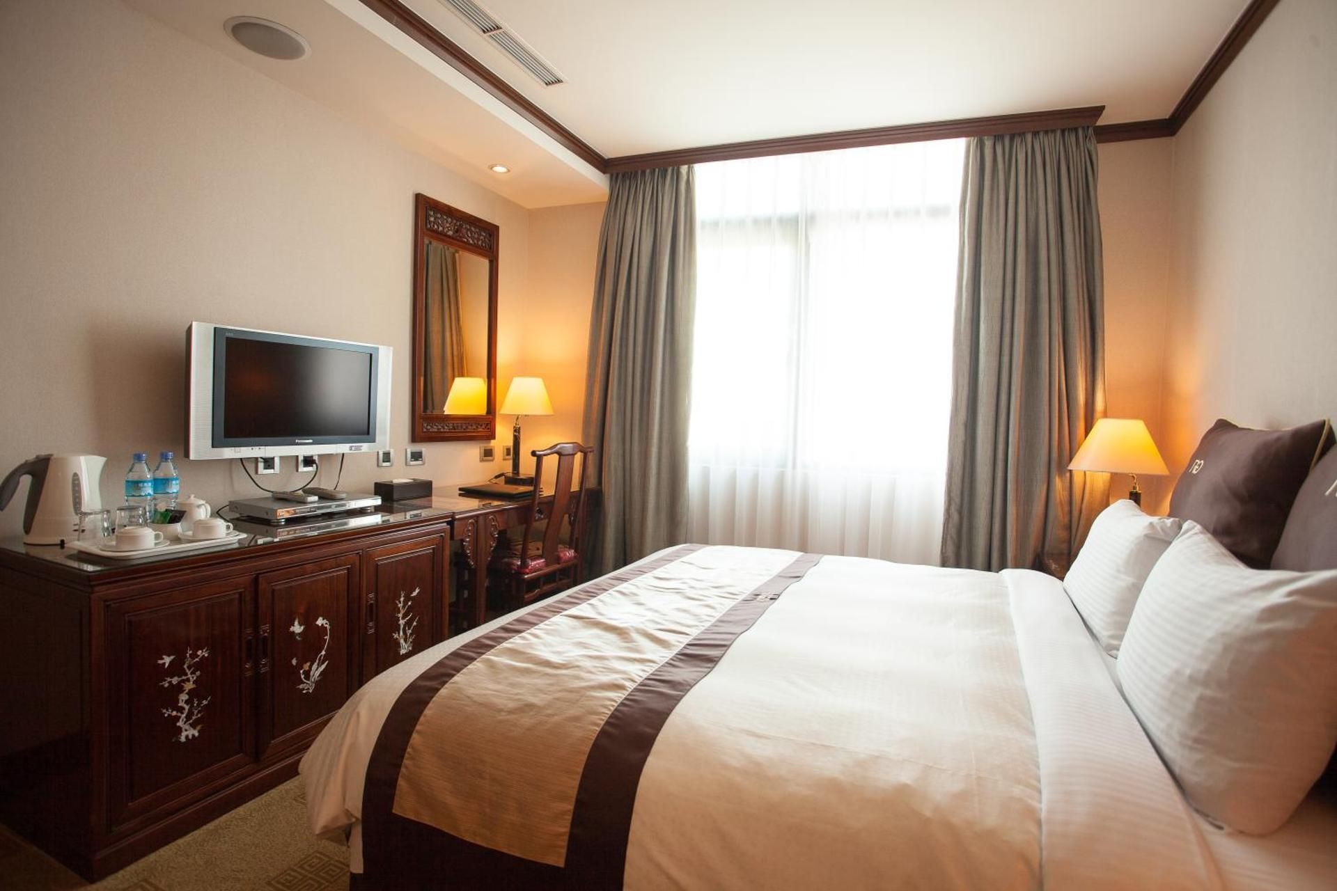 undefined Rich Garden Hotel 10