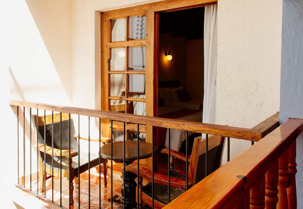 Hotel Diego de Mazariegos Colonial 3