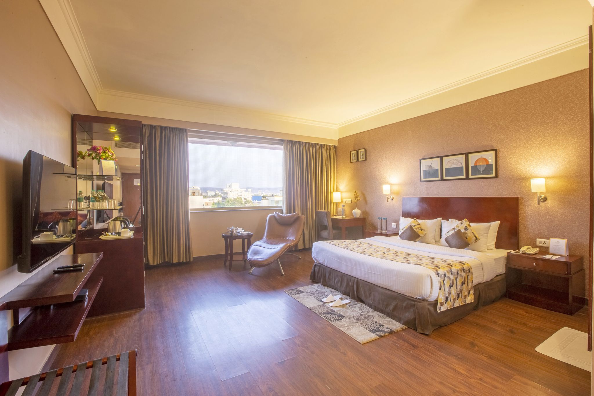 Vesta Maurya Suite