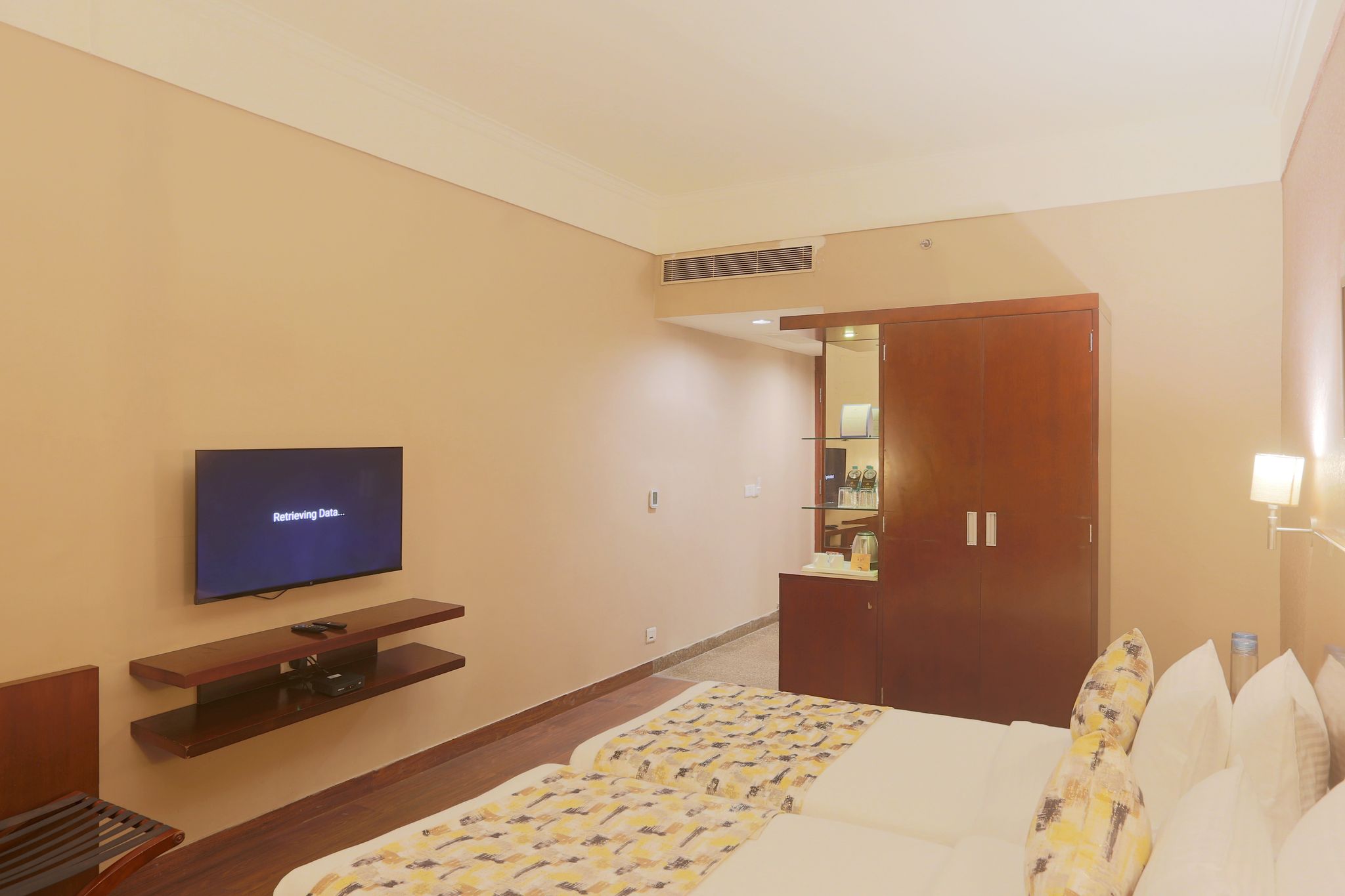 Vesta Maurya Palace Royal Deluxe 9