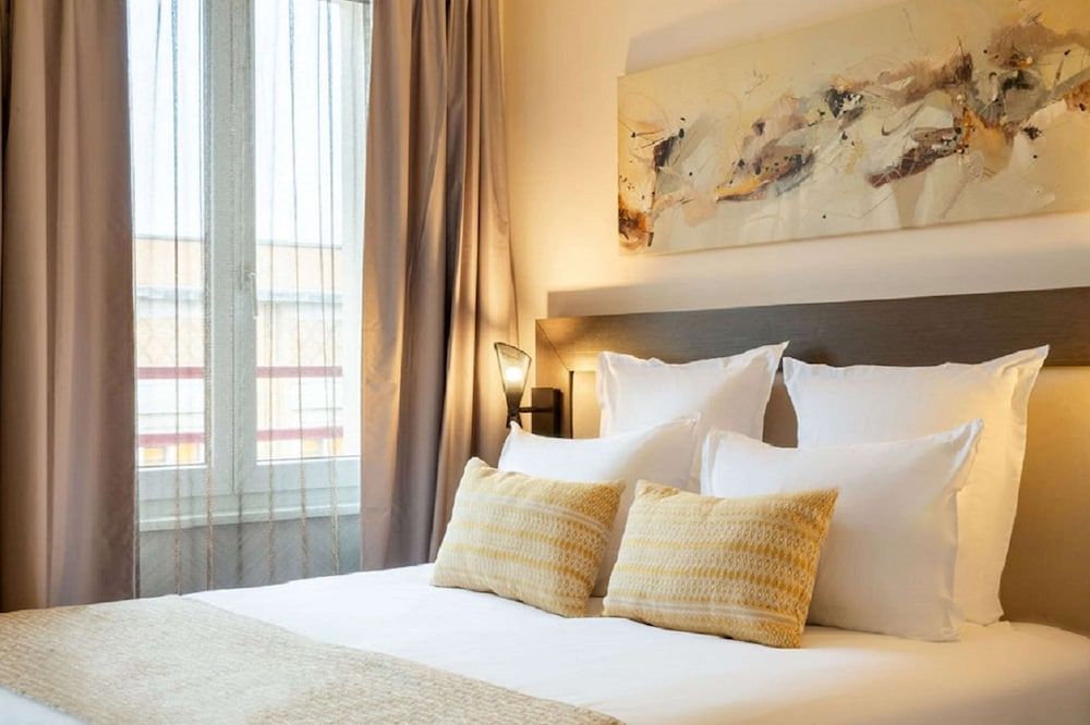 Best Western Plus Hotel Belfort Centre Gare Standard Room, 1 Queen Bed, Non Smoking