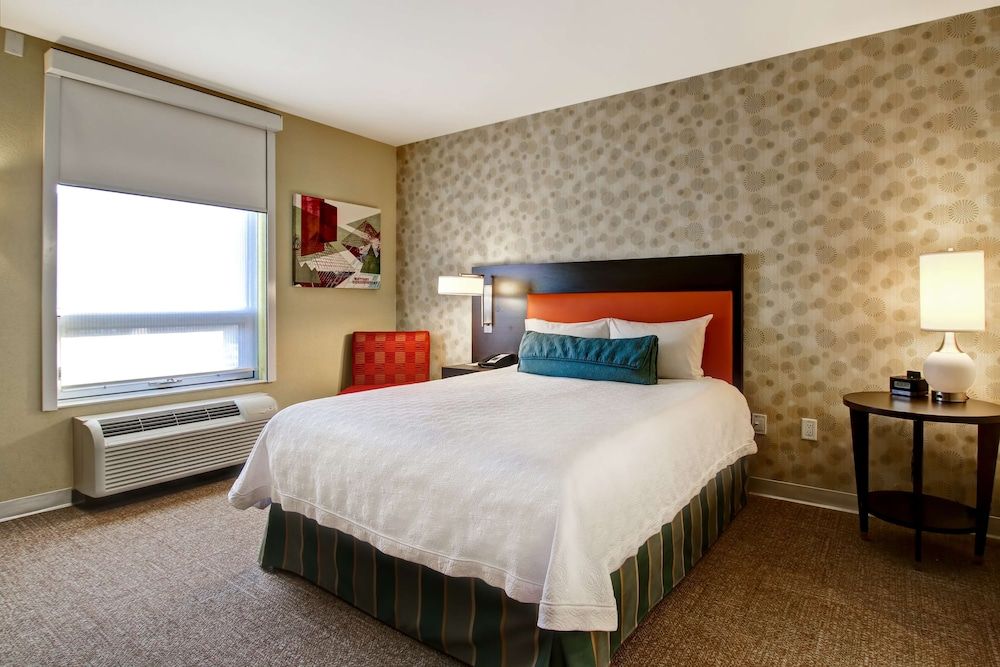 Studio Suite, 1 King Bed, Non Smoking