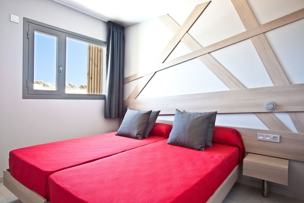 Apartment, 2 Bedrooms, Balcony