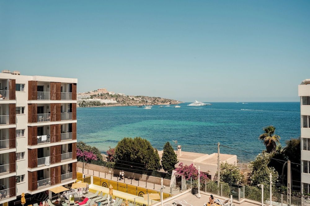 undefined Ryans Ibiza Apartments - Adults Only 4