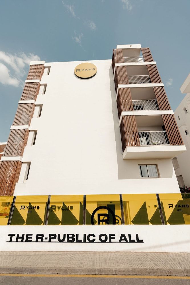 undefined Ryans Ibiza Apartments - Adults Only 9