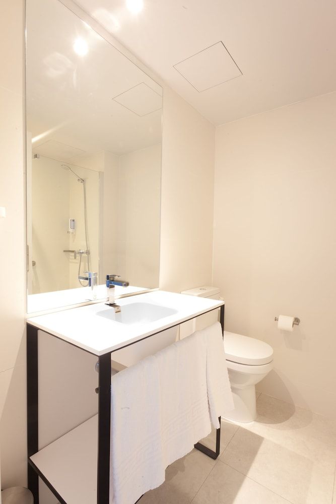 Ryans Ibiza Apartments - Adults Only Apartment, 1 Bedroom, Balcony, Oceanfront 4