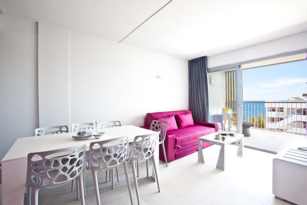 Ryans Ibiza Apartments - Adults Only Apartment, 1 Bedroom, Balcony, Oceanfront 3