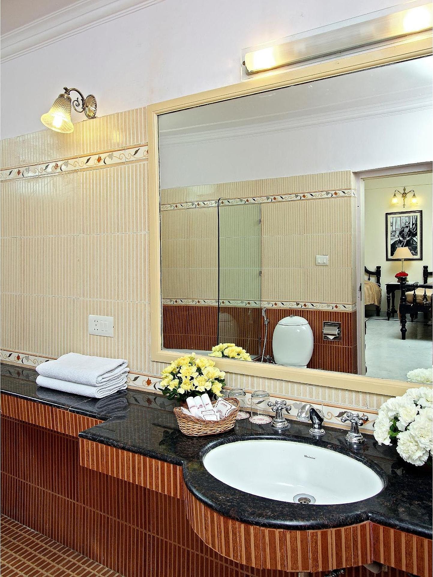 Mandawa Haveli Jaipur Standard Room  7