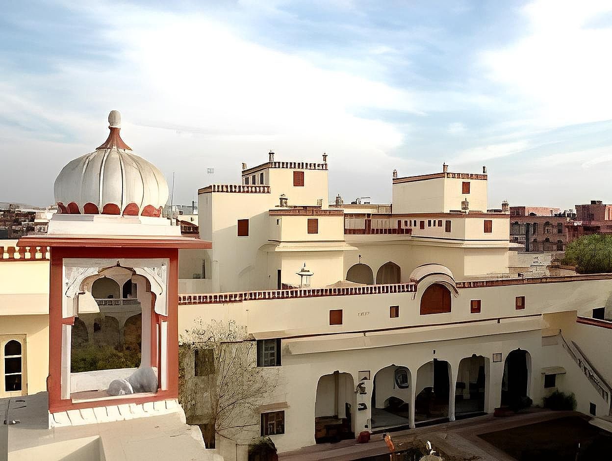 Mandawa Haveli Jaipur Standard Room  2