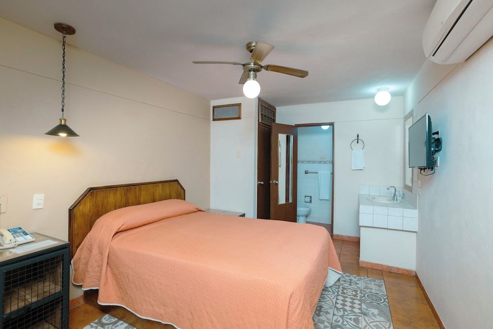 undefined Hotel Suites Kino 2