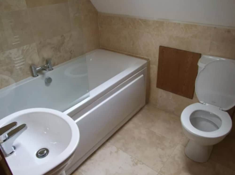 Cambridge House Double room with external bathroom