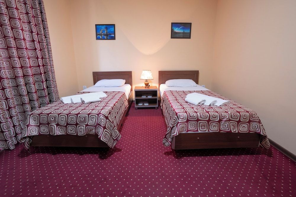 Rohat Hotel Standard Twin Room 2