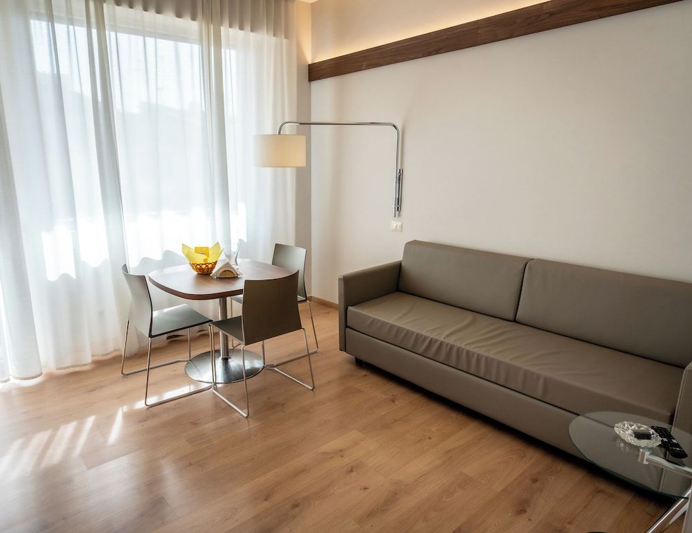 Porta al Prato Classic Studio, 1 Double or 2 Twin Beds (2 people) 19