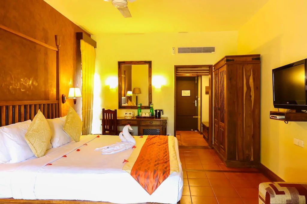 Superior Land Cottage