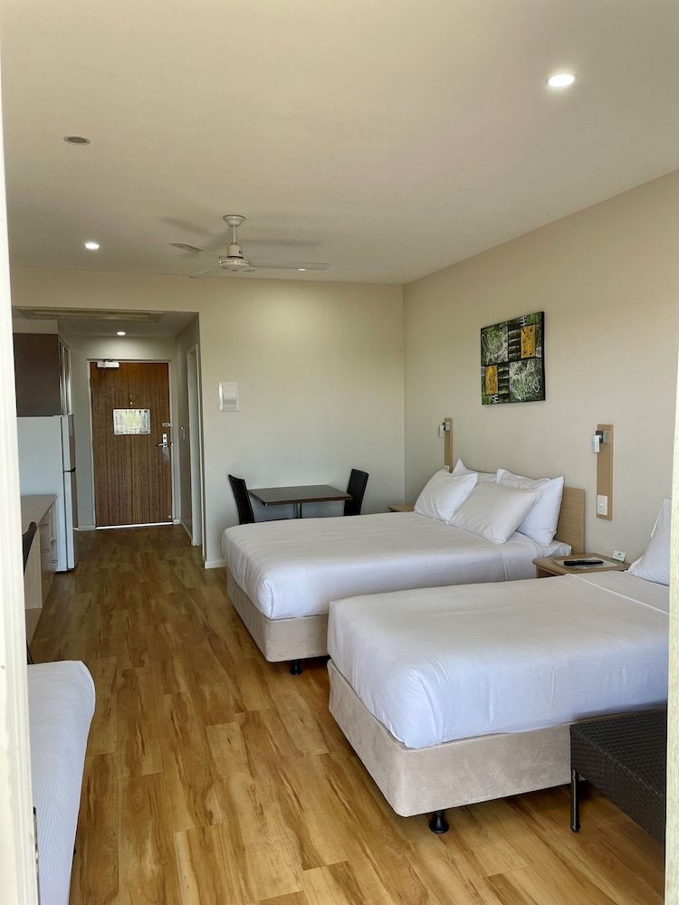 Club Tropical Resort Darwin Resort Triple Room