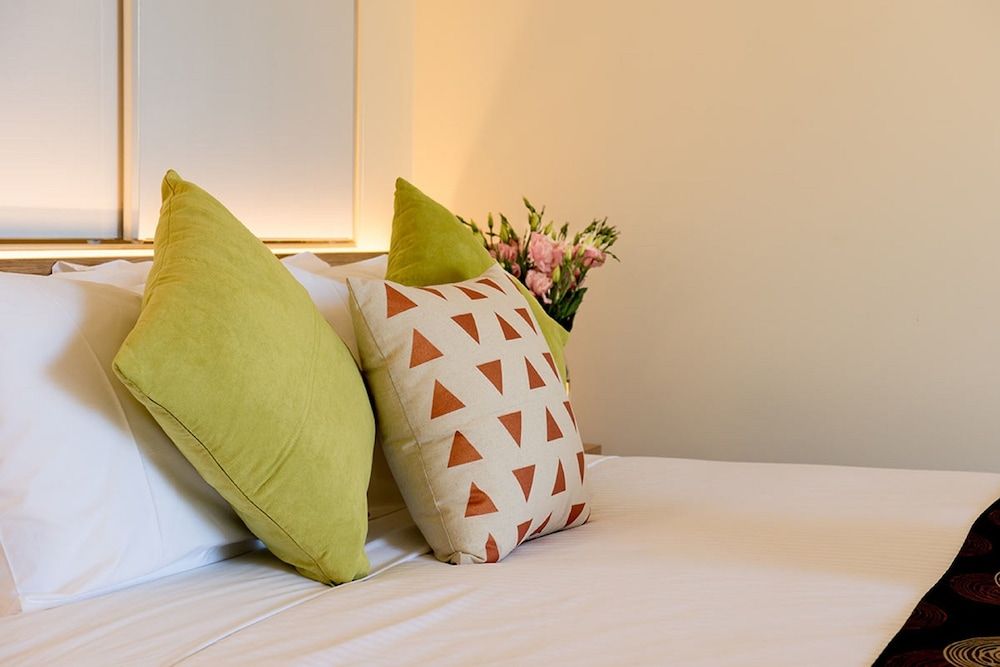 Boathouse Resort Studios & Suites Spa Suite Free Parking & Wifi 4