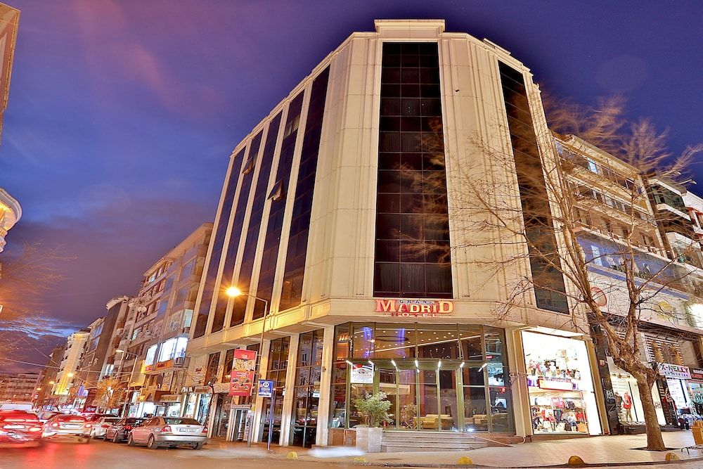undefined Grand Madrid Hotel 5