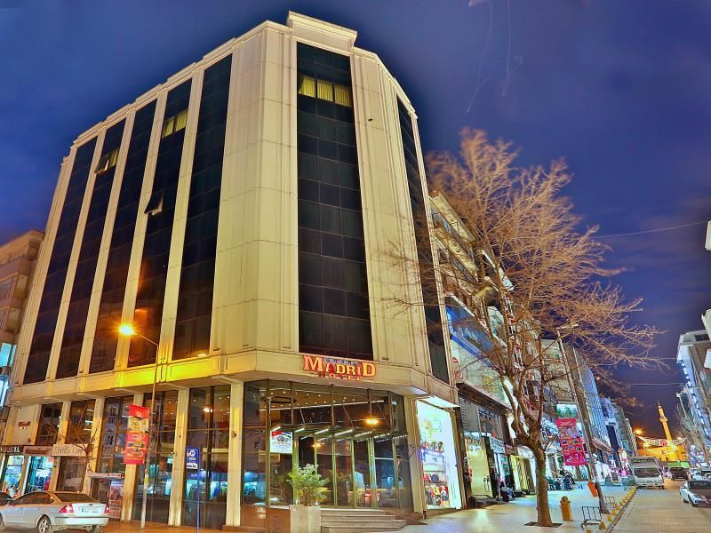 undefined Grand Madrid Hotel 3