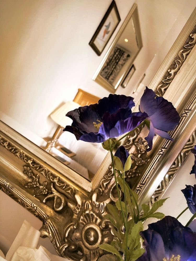 Inn For All Seasons Deluxe Double Room, Ensuite 12