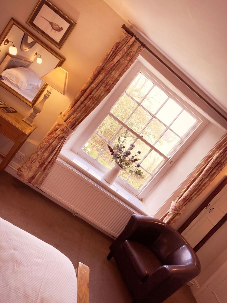Inn For All Seasons Deluxe Double Room, Ensuite 14