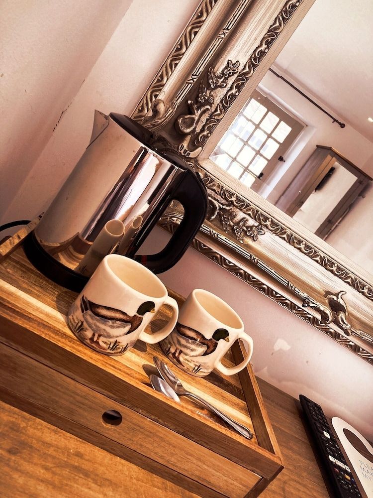 Inn For All Seasons Deluxe Double Room, Ensuite 11