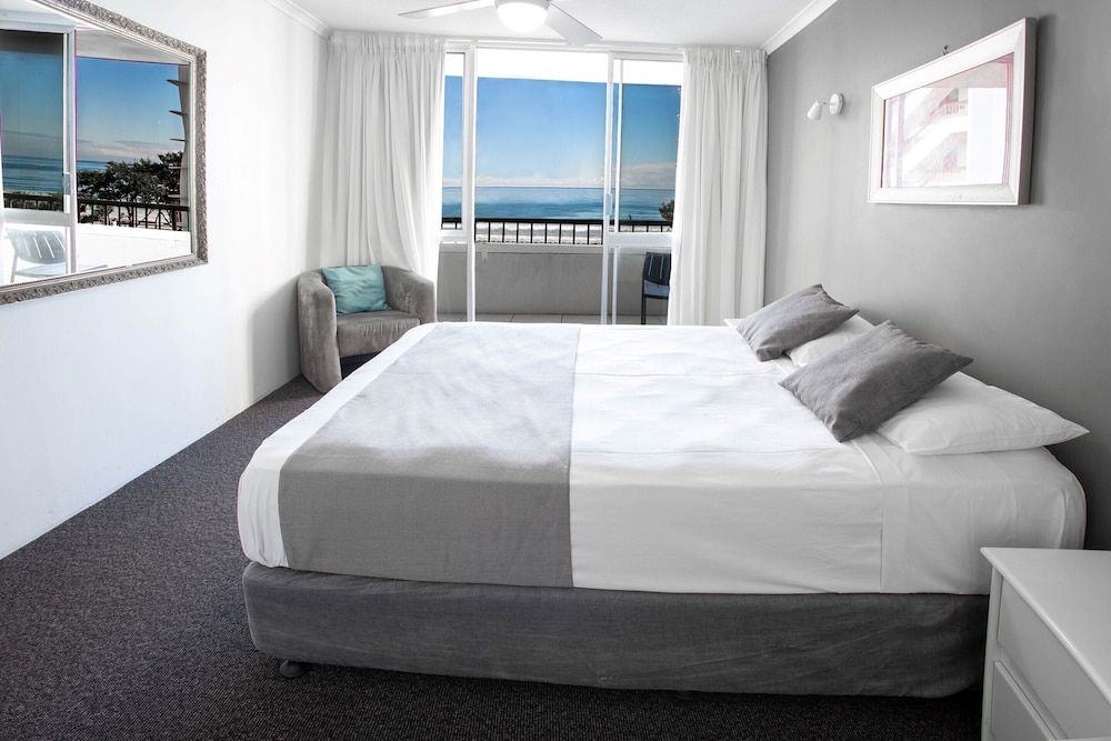 undefined View Pacific Holiday Apartments 3